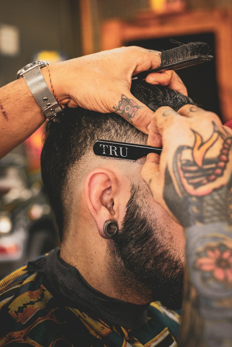 Classic barbershop atmosphere and grooming details